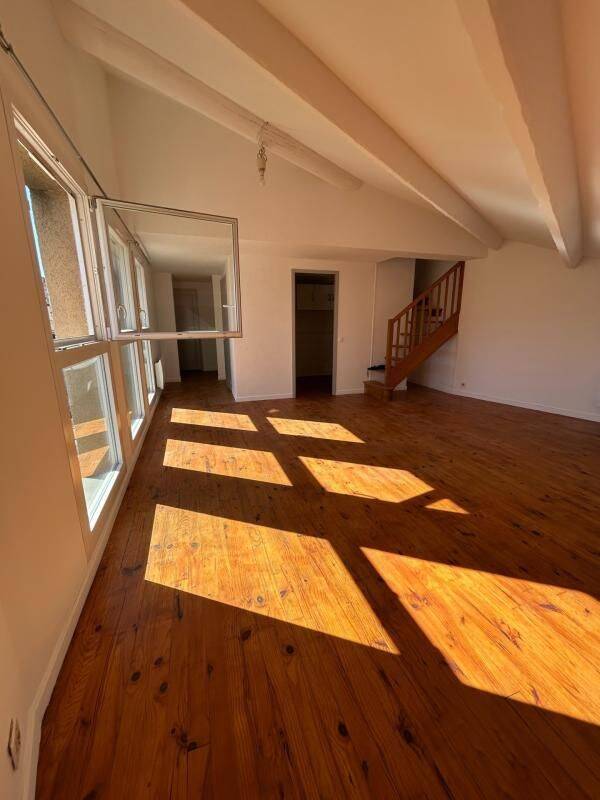 Appartement 3 pièces 63 m² · à Avignon · 63 m² · 727 €