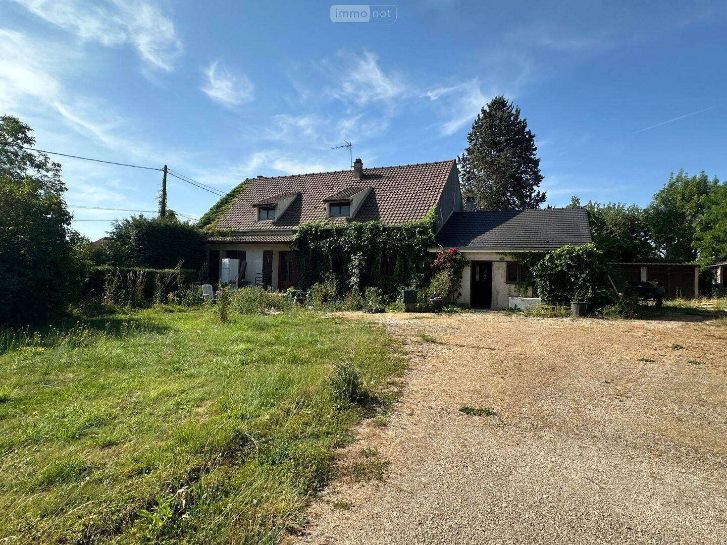 Maison 4 pièces 112 m² · à Neuvy-Sautour · 112 m² · 105 500 €