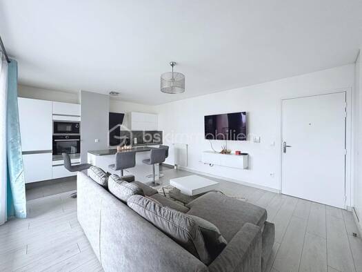 Appartement à vendre 208 950 € 2 pièces 1 chambre 45 m² Étage 2/5 La Commanderie Élancourt 78990