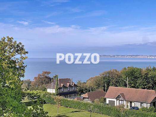 Duplex à vendre 379 000 € 3 pièces 2 chambres 63 m² Étage 2/2 Port Littoral-Ville Nord Trouville-sur-Mer 14360