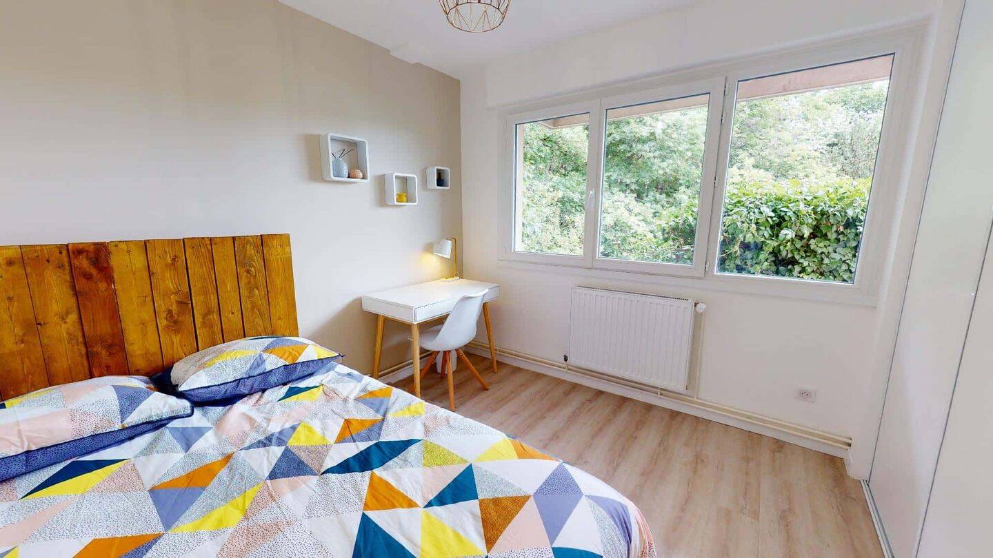 Appartement 1 pièce 15 m² · à Écully · 15 m² · 533 €/mois