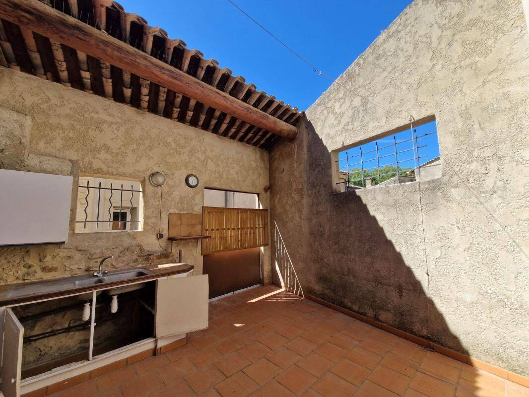 Maison 2 pièces 48 m² · à Cucuron · 48,3 m² · 128 400 €