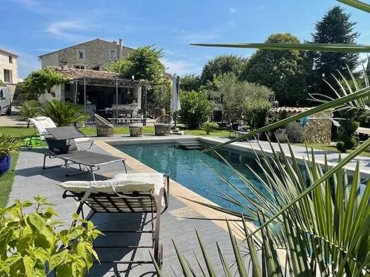 Maison à vendre 1 260 000 € 5 pièces 3 chambres 281 m² Vernègues 13116