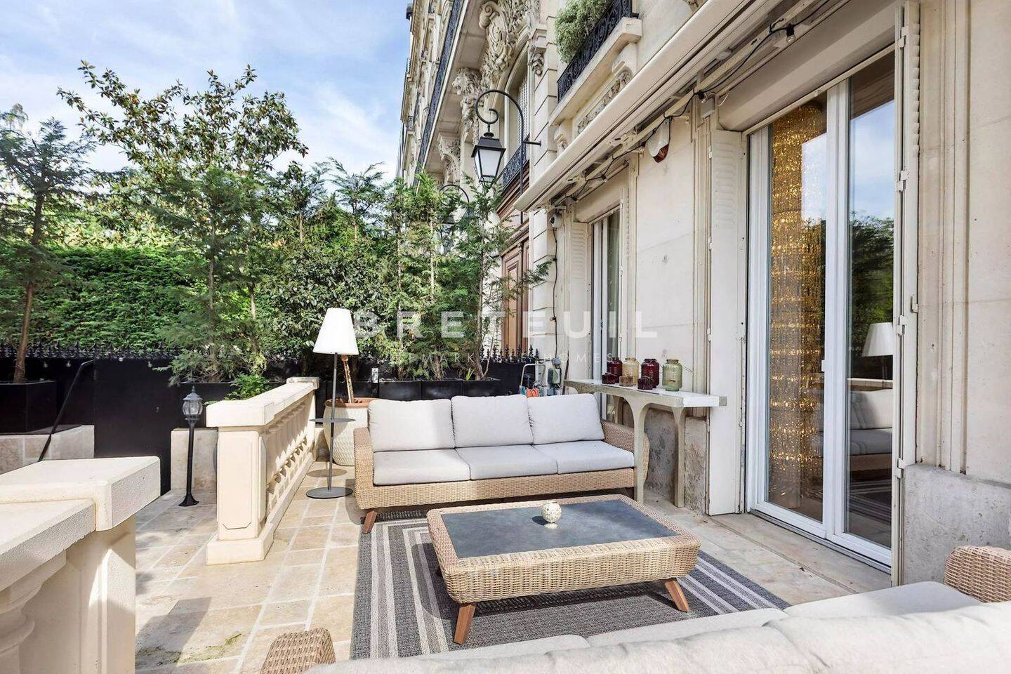 Appartement 6 pièces 248 m² · à Paris 16ème Arrondissement · 248 m² · 4 480 000 €