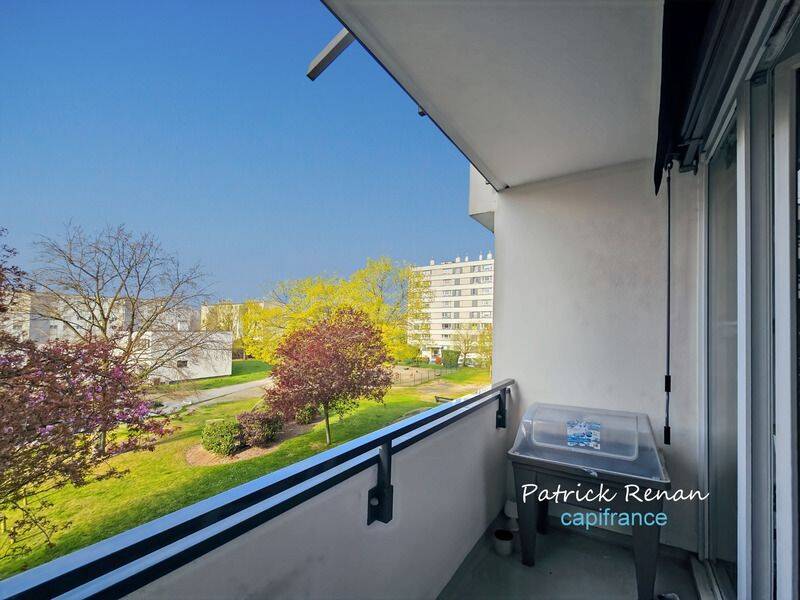 Appartement 4 pièces 78 m² · à Les Clayes-sous-Bois · 78 m² · 219 000 €