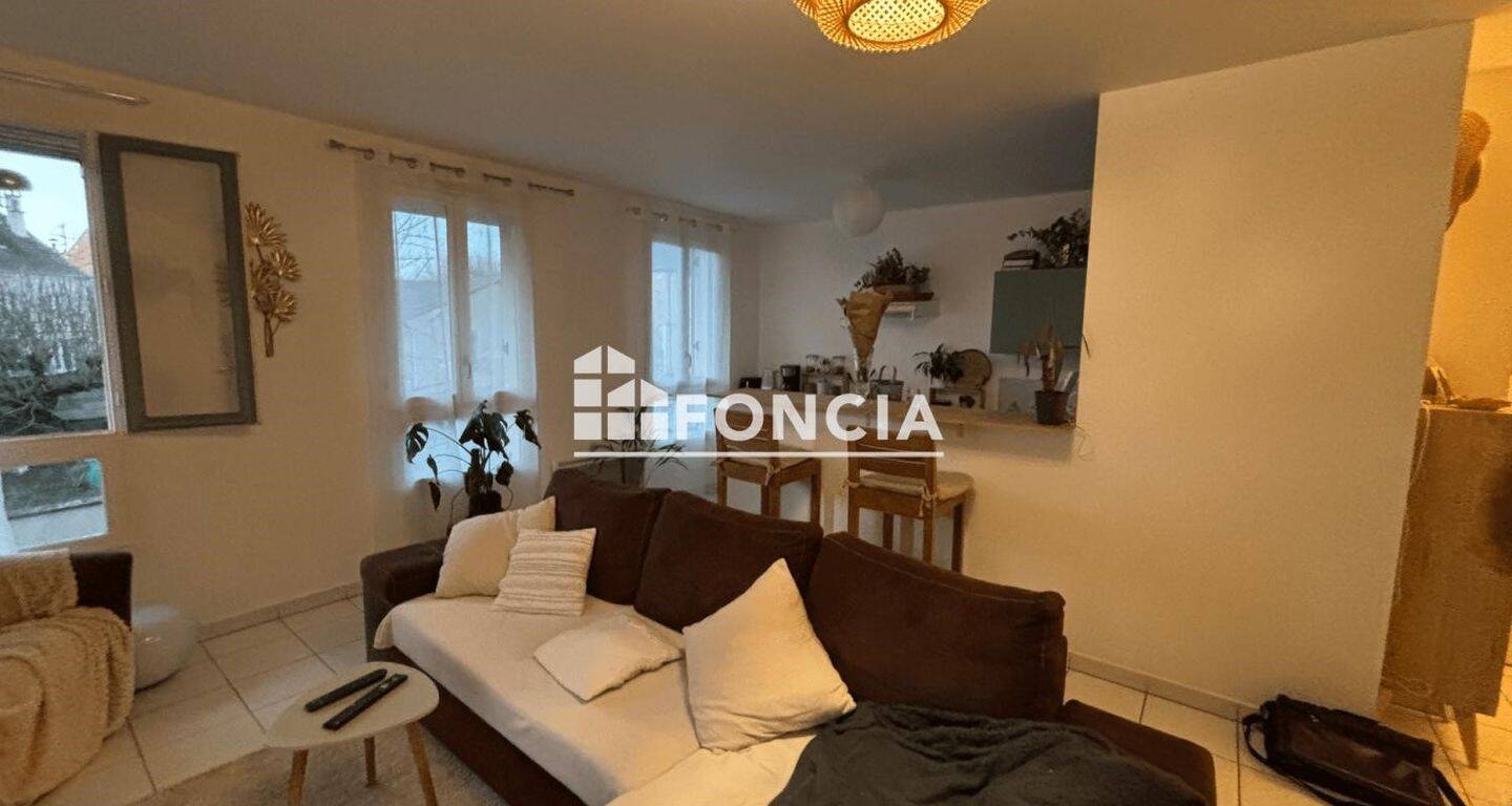 Appartement 3 pièces 71 m² · à Magny-en-Vexin · 71 m² · 235 000 €
