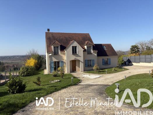 Maison à vendre 445 000 € 7 pièces 5 chambres 169 m² 2 824 m² de terrain Saint-Martin-la-Garenne 78520