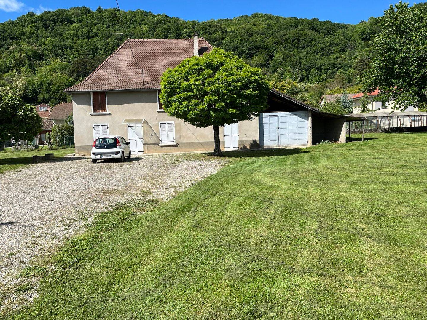 Maison 7 pièces 140 m² · à Apprieu · 140 m² · 450 000 €