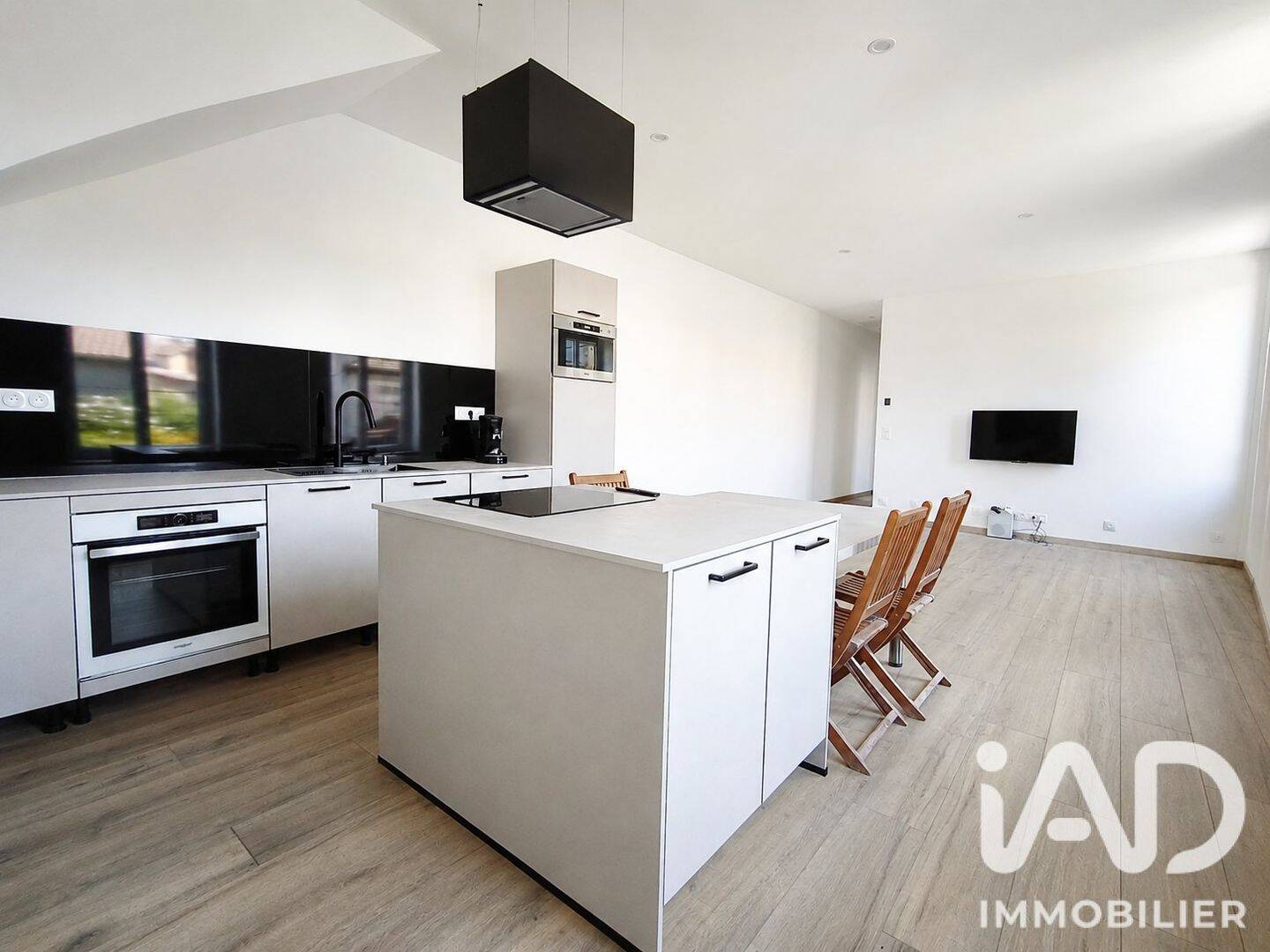 Appartement 3 pièces 60 m² · à Saint-Laurent-de-Chamousset · 60 m² · 800 €