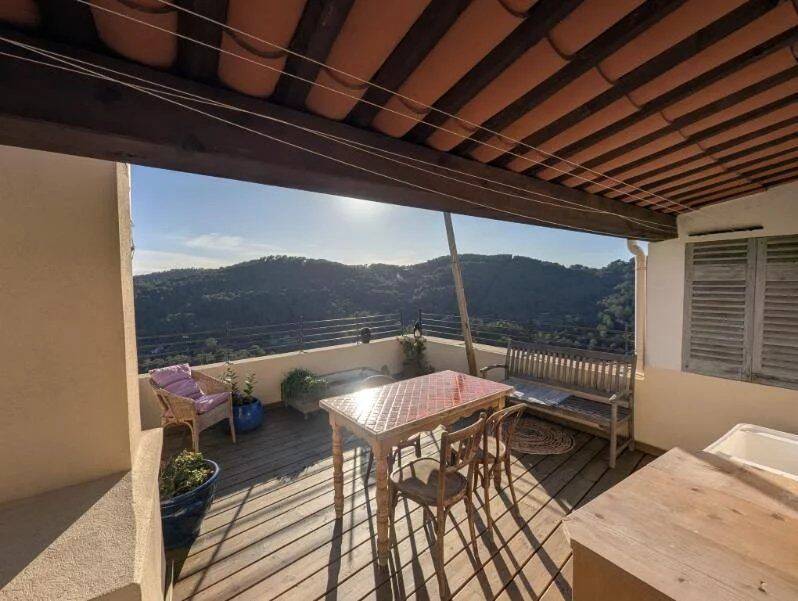 Appartement 2 pièces 43 m² · à Claviers · 43 m² · 715 €