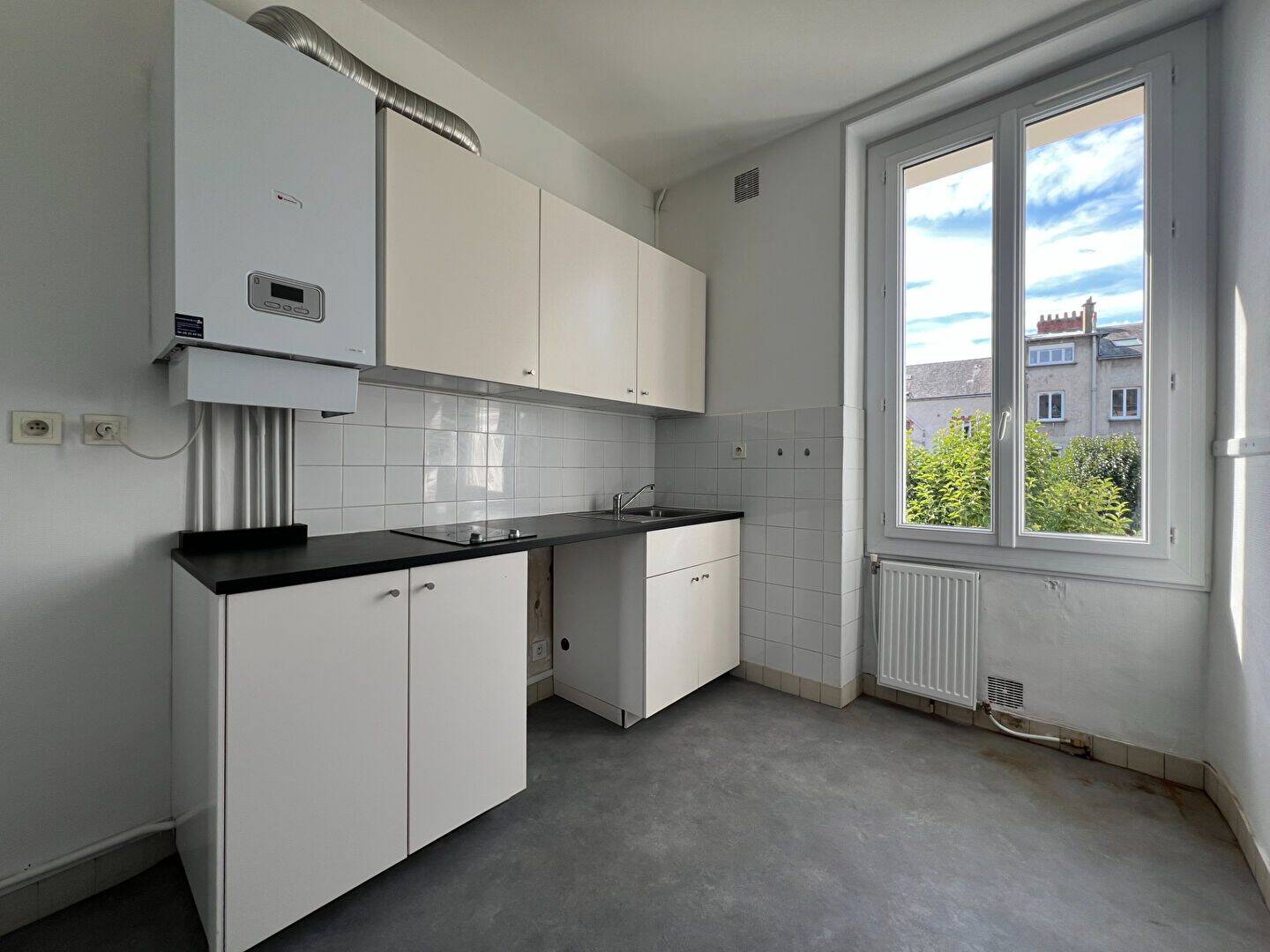 Appartement 1 pièce 27 m² · à Nantes · 27,2 m² · 511 €