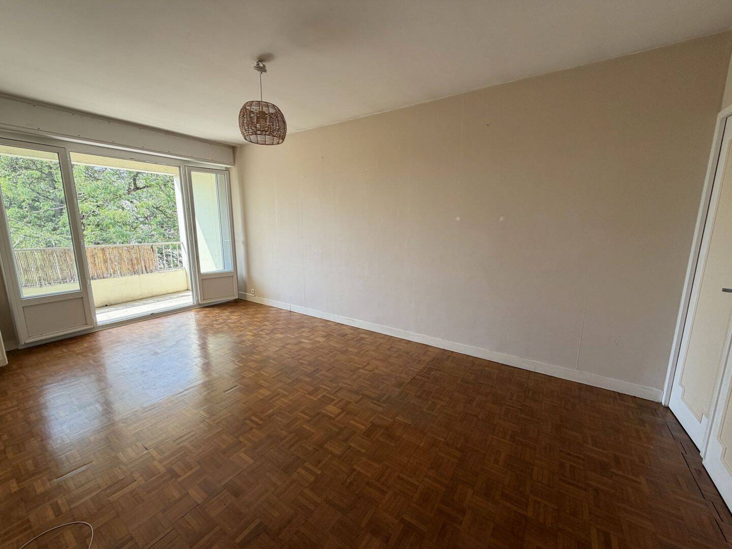 Appartement 3 pièces 60 m² · à Dijon · 60,5 m² · 125 000 €