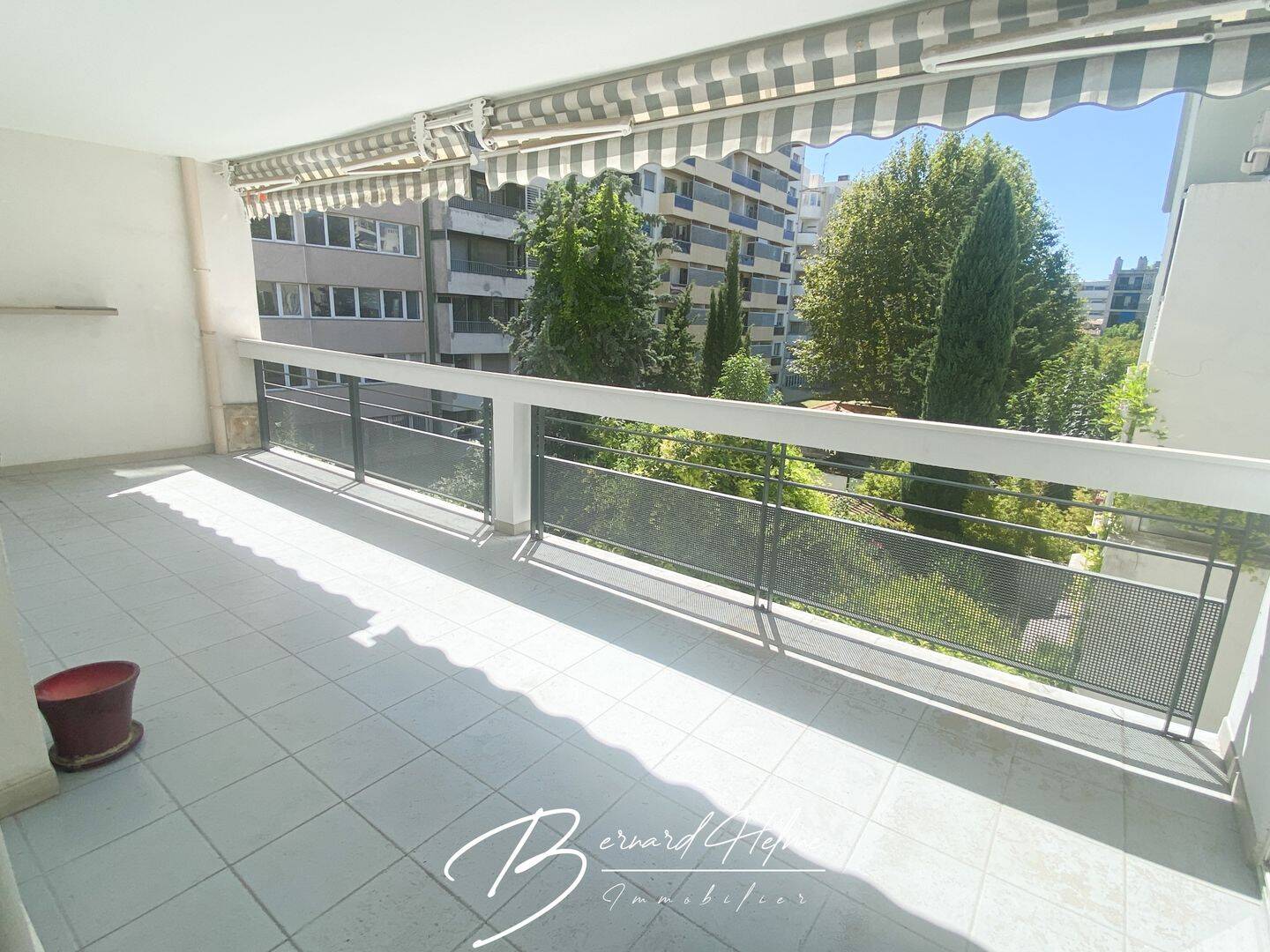 Appartement 4 pièces 92 m² · à Marseille 8ème Arrondissement · 92 m² · 477 000 €