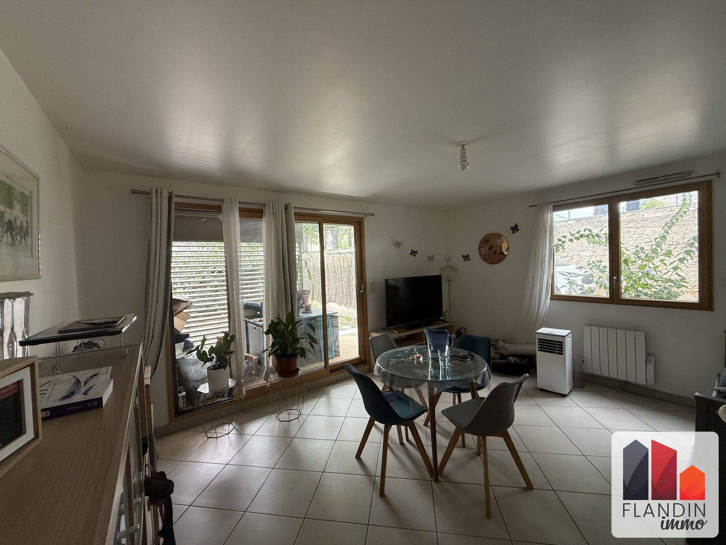 Appartement 3 pièces 64 m² · à Saint-Genis-Laval · 64,4 m² · 1 070 €/mois