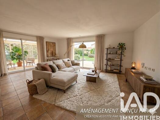 Maison de plain-pied à vendre 389 500 € 6 pièces 4 chambres 132 m² 1 003 m² de terrain Sud Les Sorinières 44840