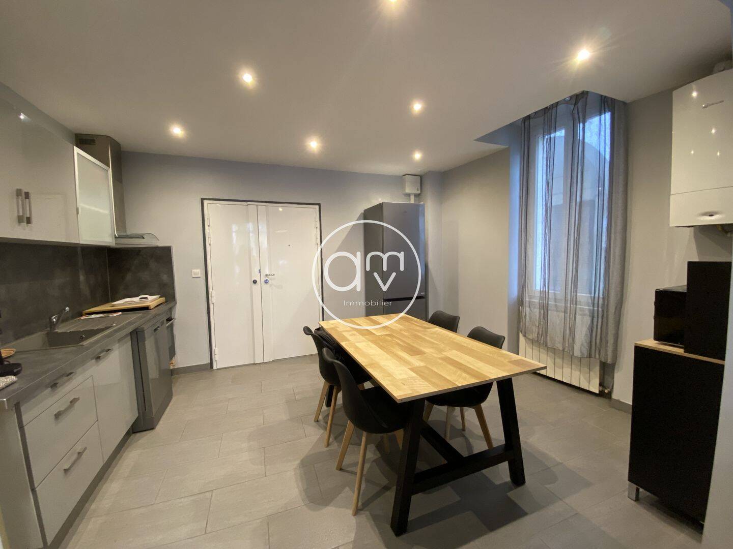 Appartement 2 pièces 56 m² · à Toulon · 55,8 m² · 970 €