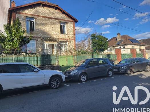 Demeure à vendre 425 000 € 5 pièces 4 chambres 180 m² 450 m² de terrain Ville Basse-Centre Montereau-Fault-Yonne 77130