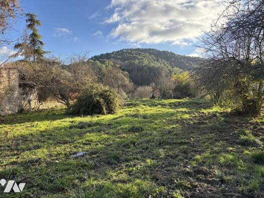 Terrain constructible à vendre 230 000 € 900 m² de terrain Tourrette-Levens 06690