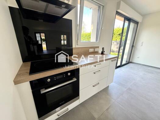 Maison à vendre 234 000 € 3 pièces 2 chambres 73 m² 292 m² de terrain Vouillé 79230