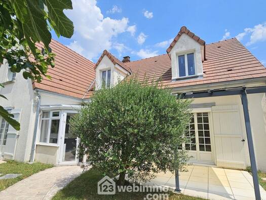 Maison à vendre 479 000 € 8 pièces 6 chambres 201 m² 1 504 m² de terrain Milly-la-Forêt 91490