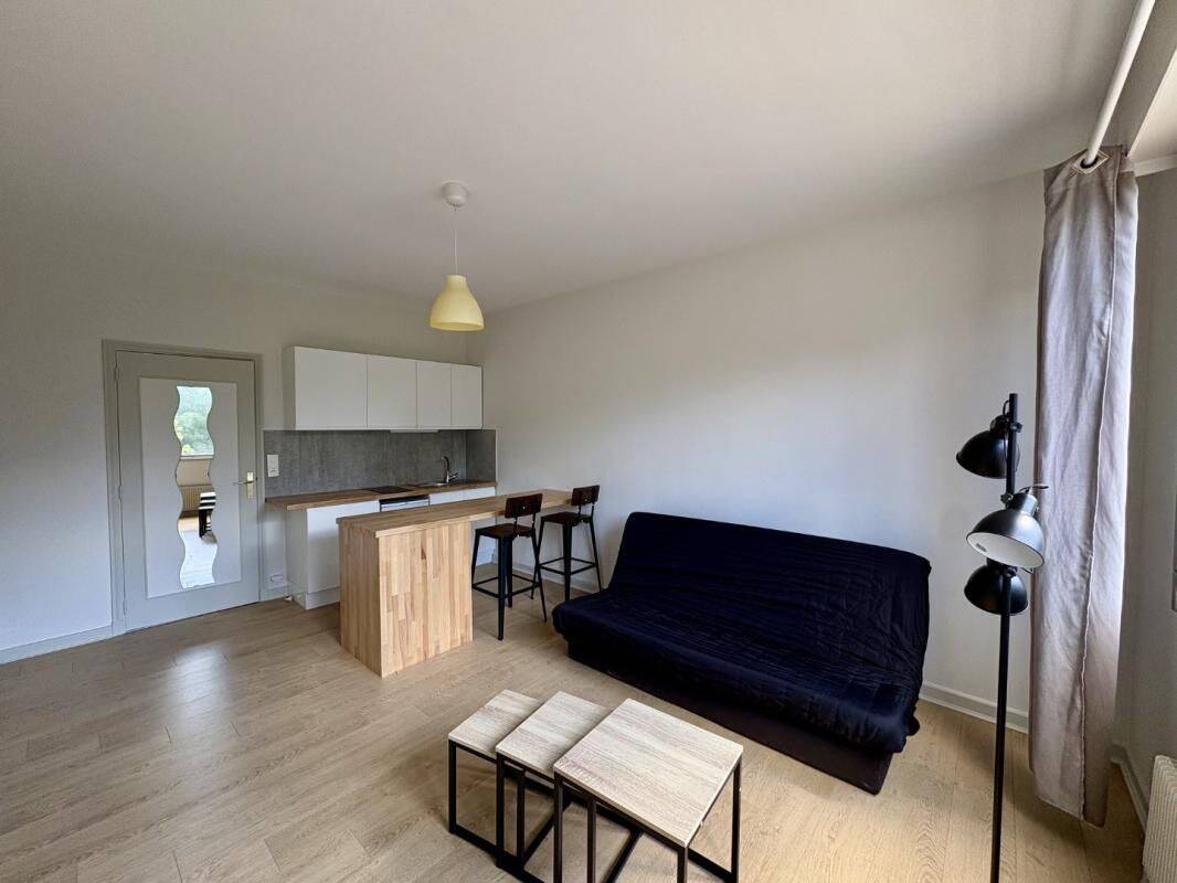 Appartement 1 pièce 27 m² · à Roanne · 27 m² · 432 €