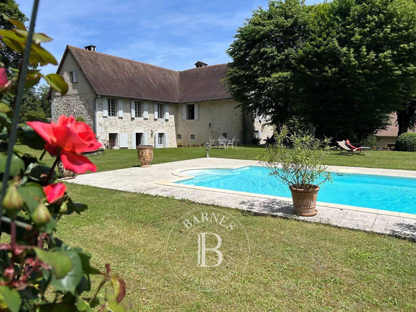 BARNES Aix-les-Bains - CHAZEY BONS - DOMAINE DE CARACTÈRE DU XVI