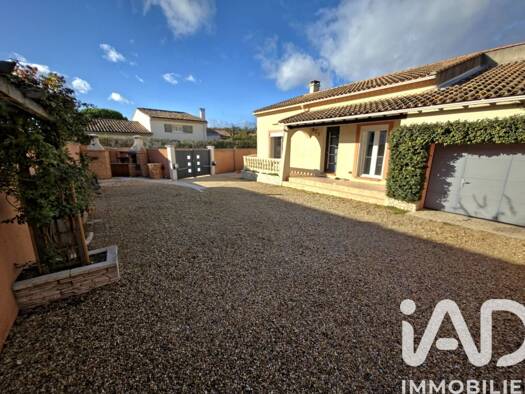 Maison de plain-pied à vendre 390 000 € 5 pièces 4 chambres 120 m² 935 m² de terrain Aigues-Vives 30670