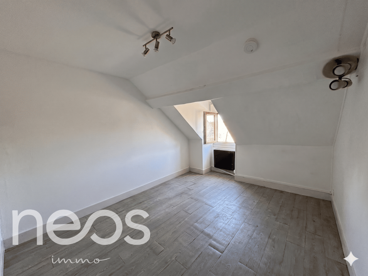 Appartement 1 pièce 10 m² · à Dijon · 9,7 m² · 70 000 €