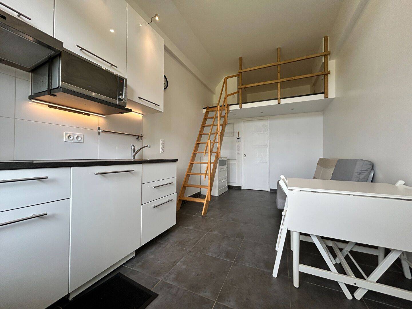 Appartement 1 pièce 17 m² · à Palaiseau · 17 m² · 612 €
