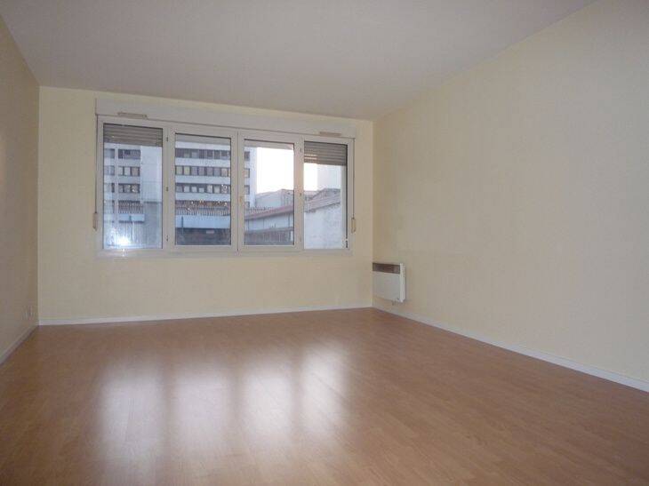 Appartement 2 pièces 60 m² · à Reims · 60 m² · 605 €