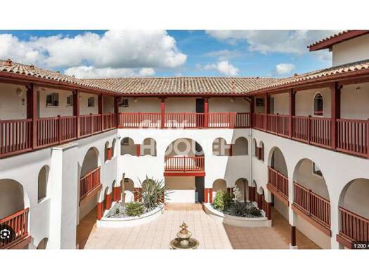 Appartement à vendre 174 000 € 2 pièces 1 chambre 49 m² Étage 1/2 Mairie-Albine Saint-Paul-lès-Dax 40990