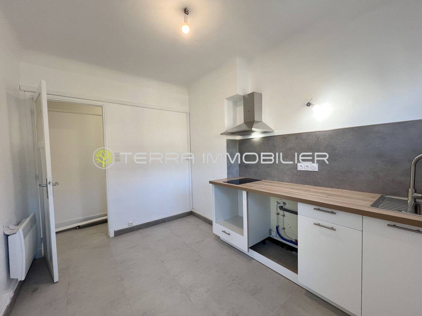 Appartement 3 pièces 64 m² · à Ajaccio · 64 m² · 850 €