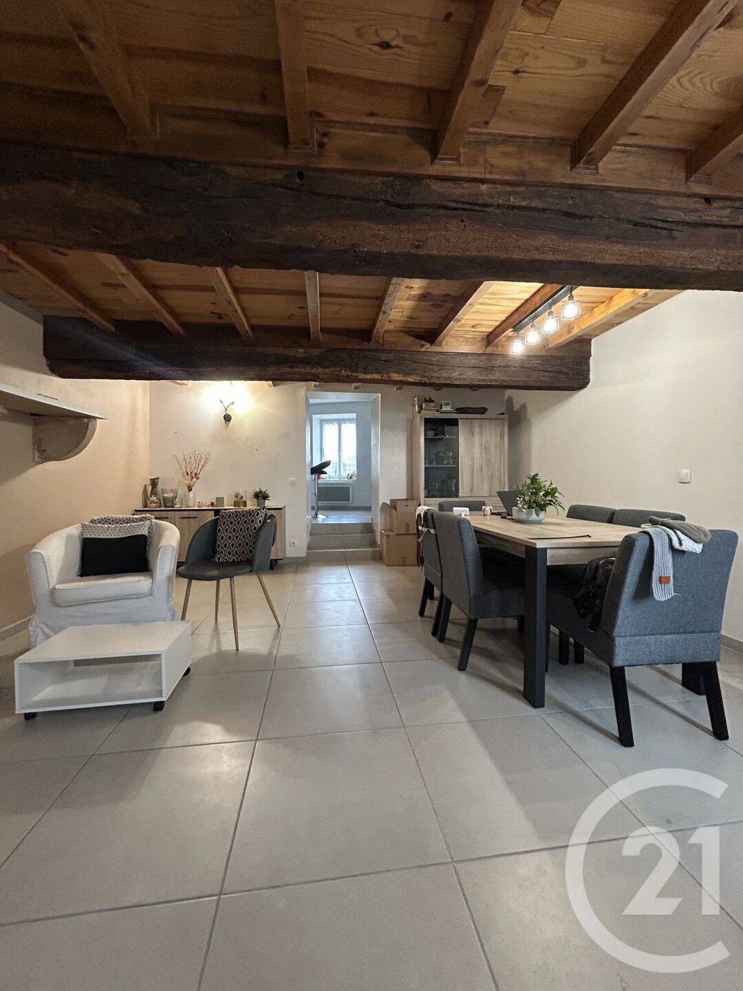 Maison 4 pièces 81 m² · à Villeneuve · 80,9 m² · 890 €/mois