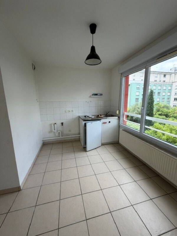 Appartement 1 pièce 31 m² · à Grenoble · 31,1 m² · 465 €