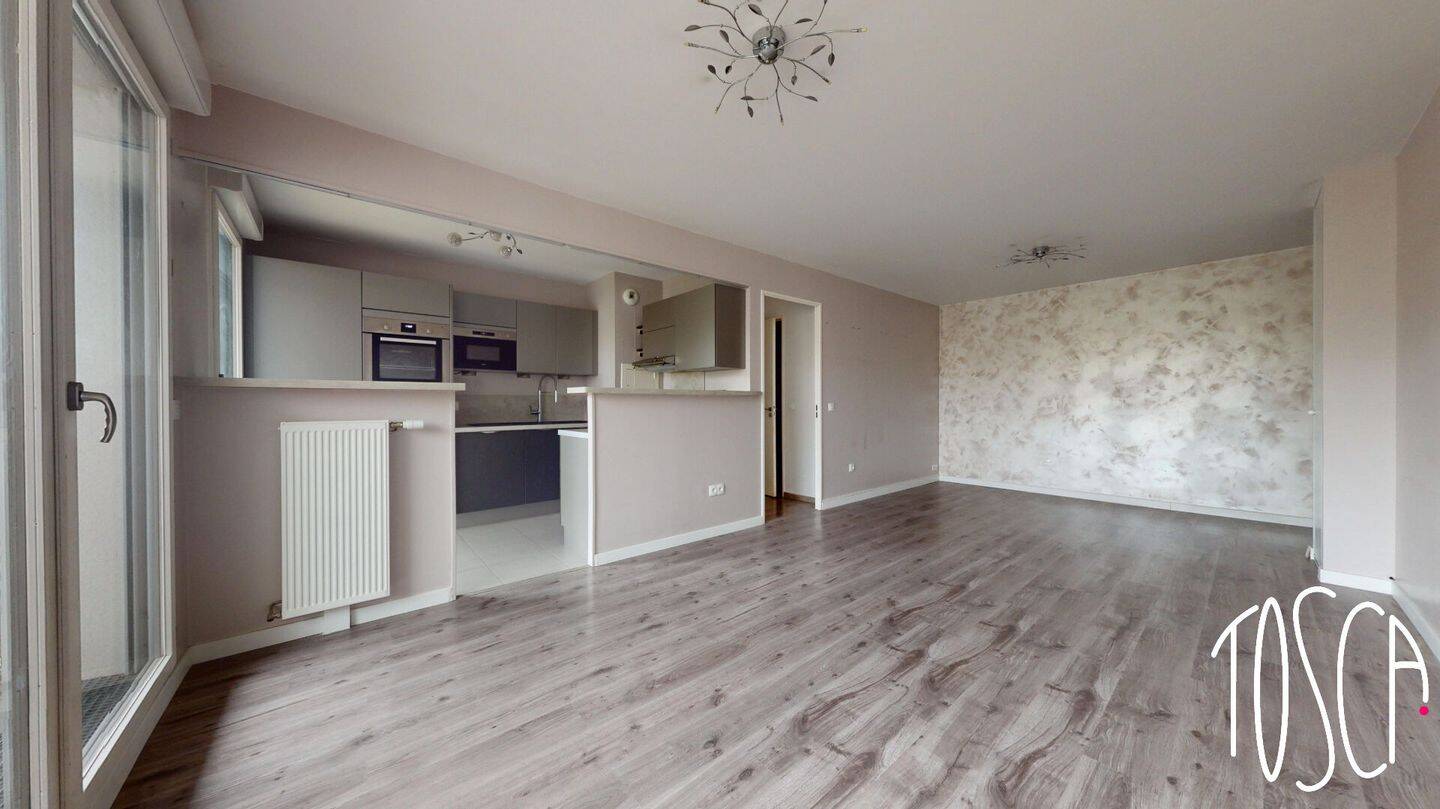 Appartement 4 pièces 82 m² · à Vitry-sur-Seine · 81,8 m² · 299 000 €