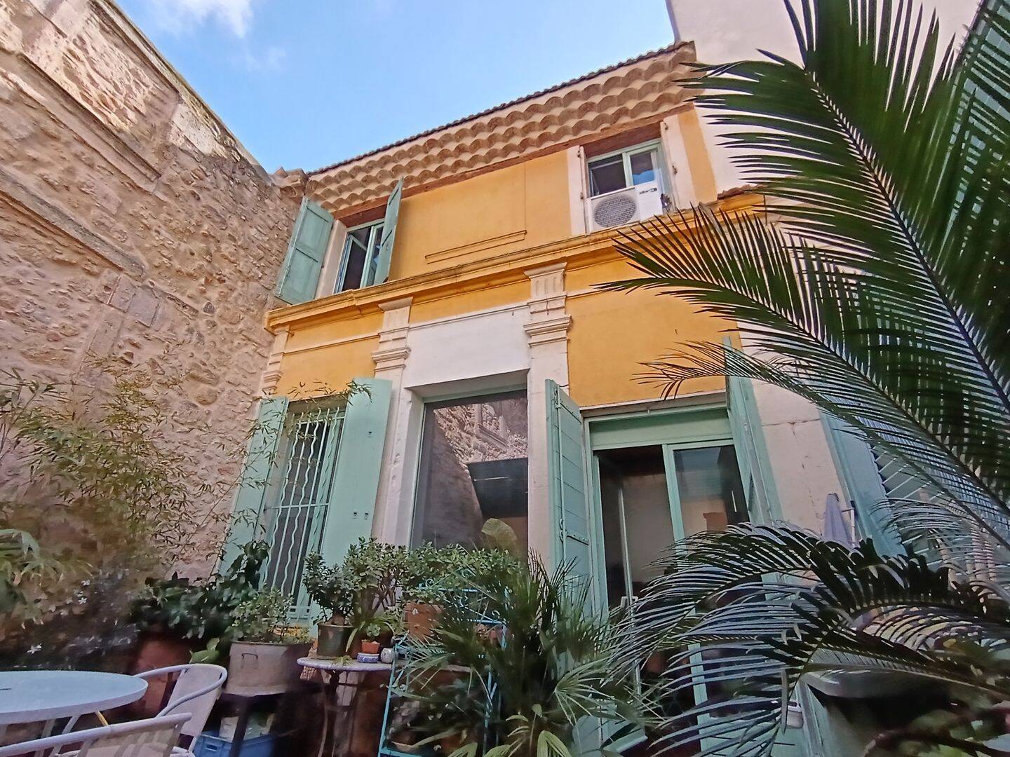 Maison 8 pièces 260 m² · à Béziers · 260 m² · 332 000 €