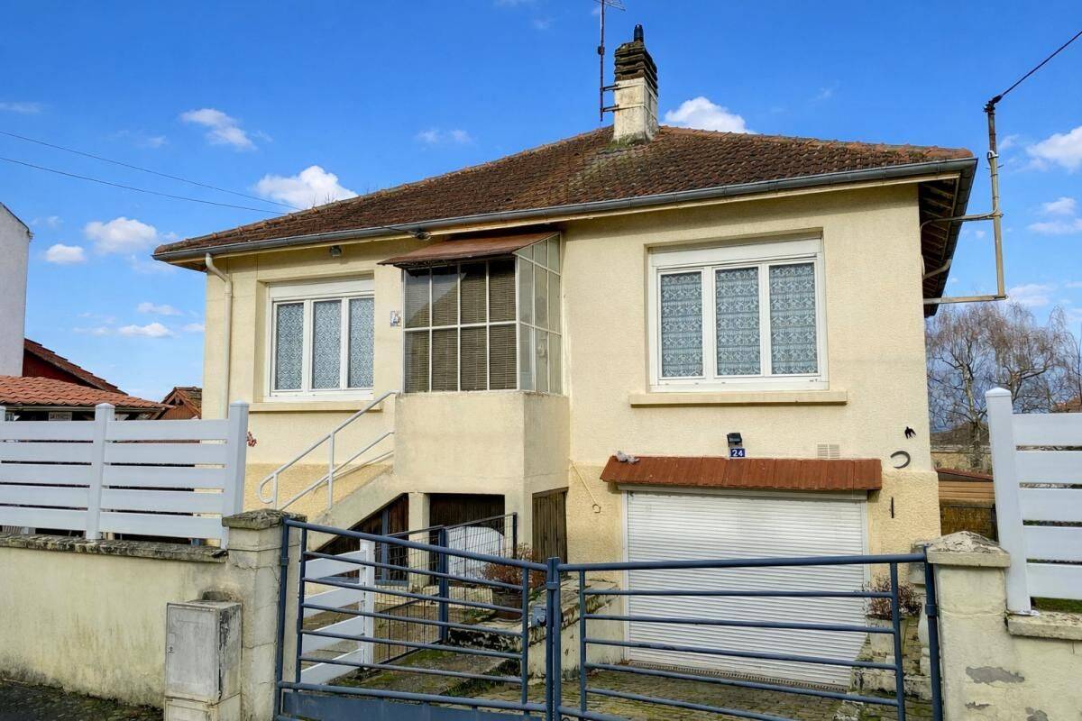 Maison 3 pièces 88 m² · à Montceau-les-Mines · 88 m² · 86 000 €
