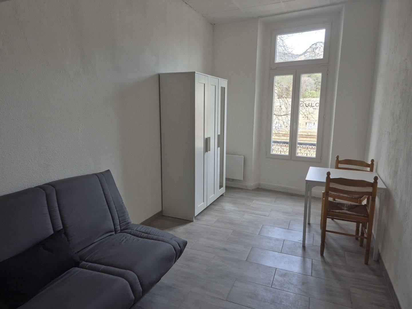 Appartement 1 pièce 23 m² · à Toulon · 23 m² · 397 €/mois
