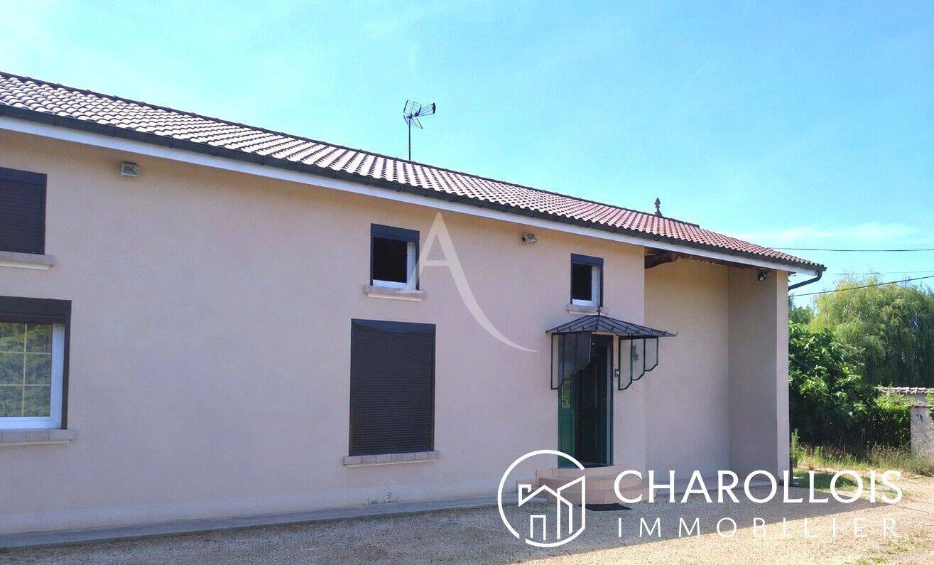 Maison 5 pièces 112 m² · à Saint-Jean-sur-Veyle · 112 m² · 200 000 €