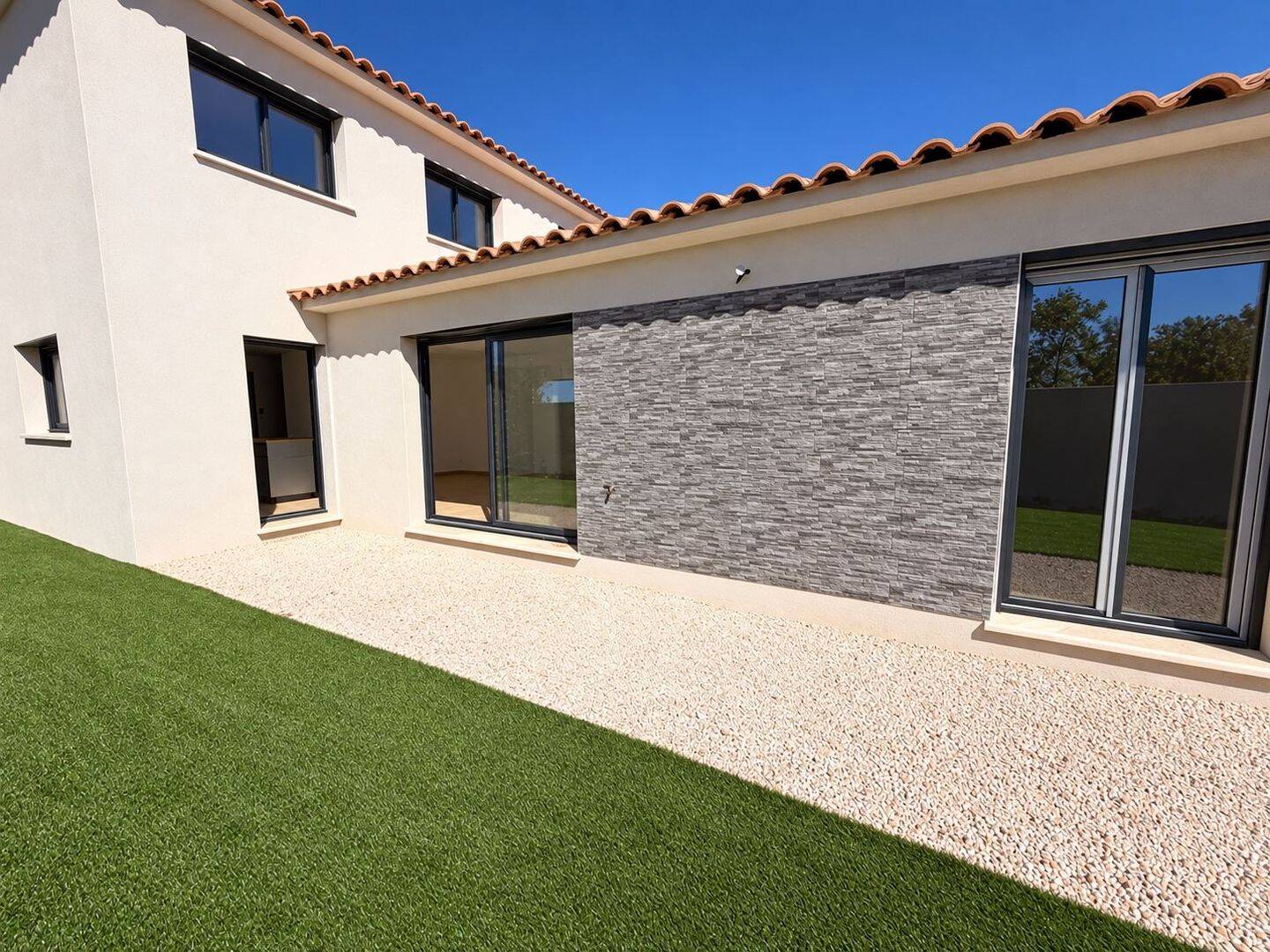 Maison 4 pièces 86 m² · à Rocbaron · 86 m² · 346 000 €