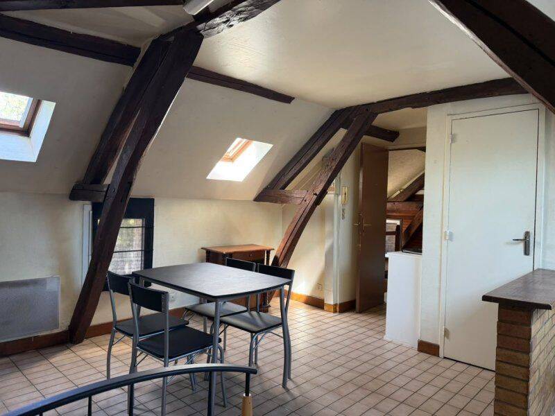Appartement 1 pièce 16 m² · à Troyes · 16 m² · 317 €