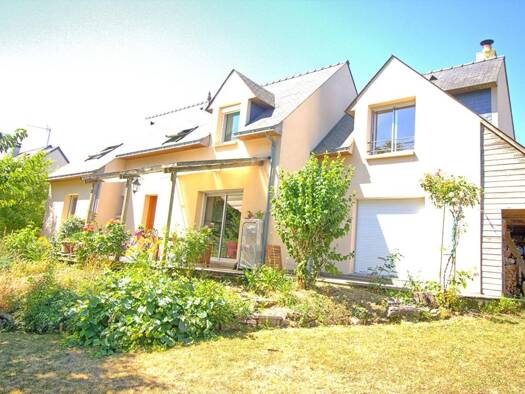 Maison à vendre 585 000 € 7 pièces 5 chambres 172 m² 872 m² de terrain Coteaux de la Mayenne Avrillé 49240