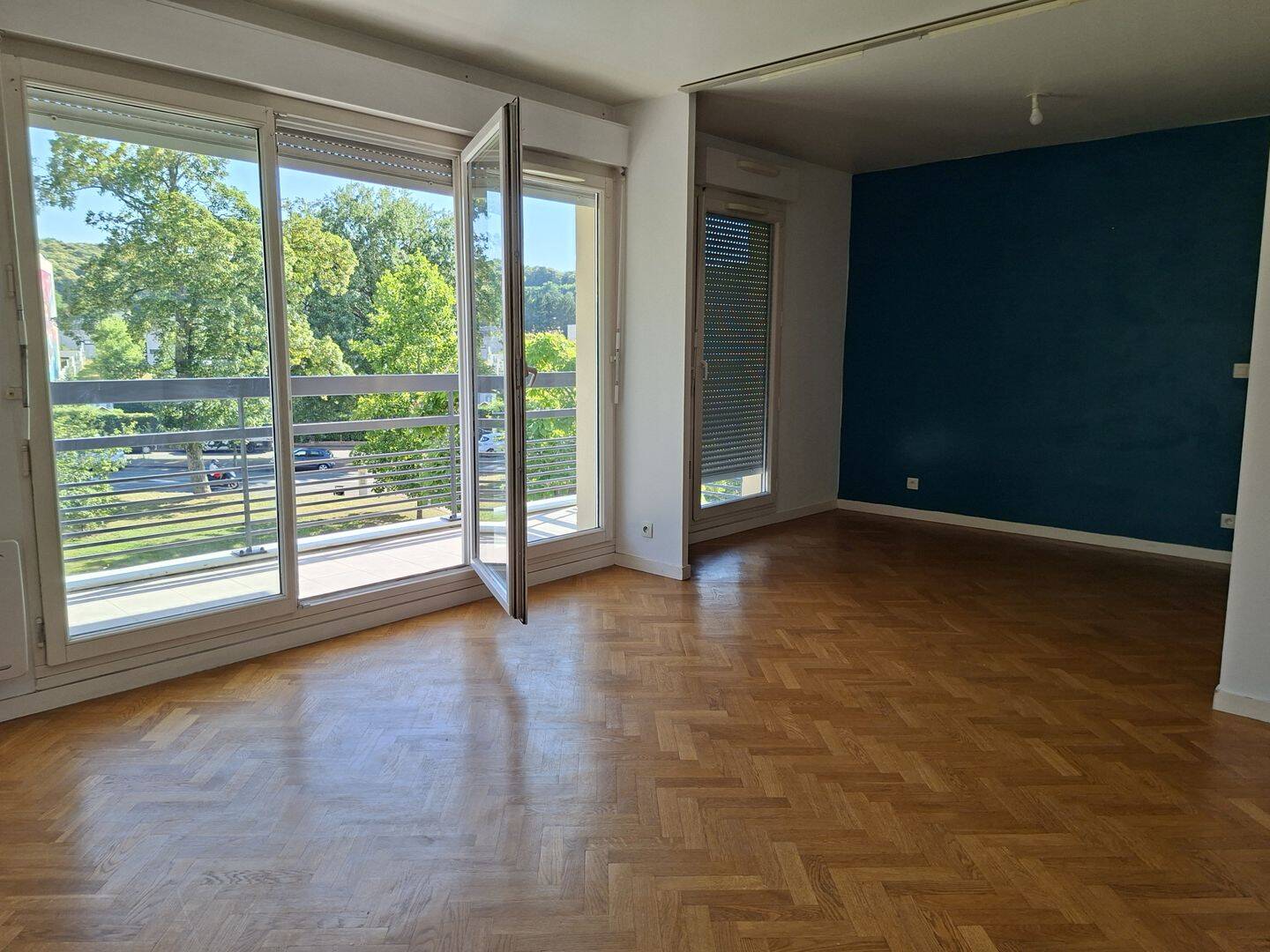 Appartement 1 pièce 37 m² · à Saint-Cyr-l'École · 37 m² · 840 €
