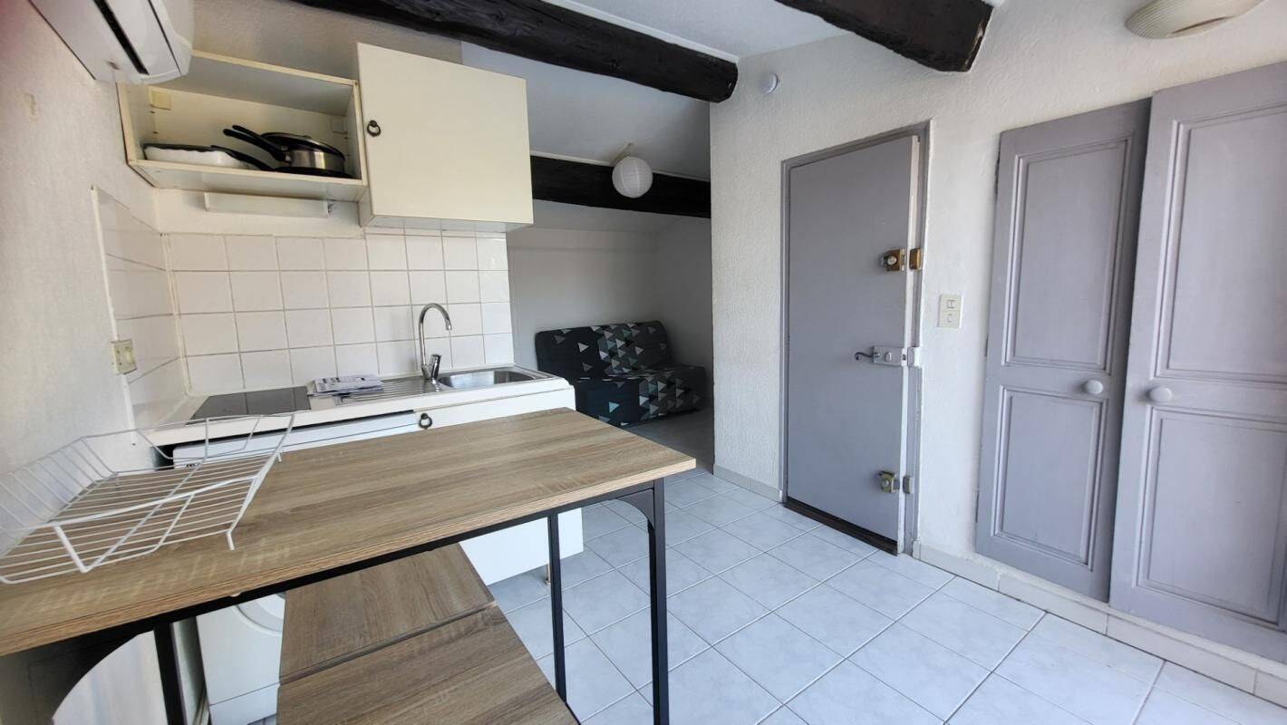 Appartement 1 pièce 17 m² · à Salon-de-Provence · 17 m² · 520 €