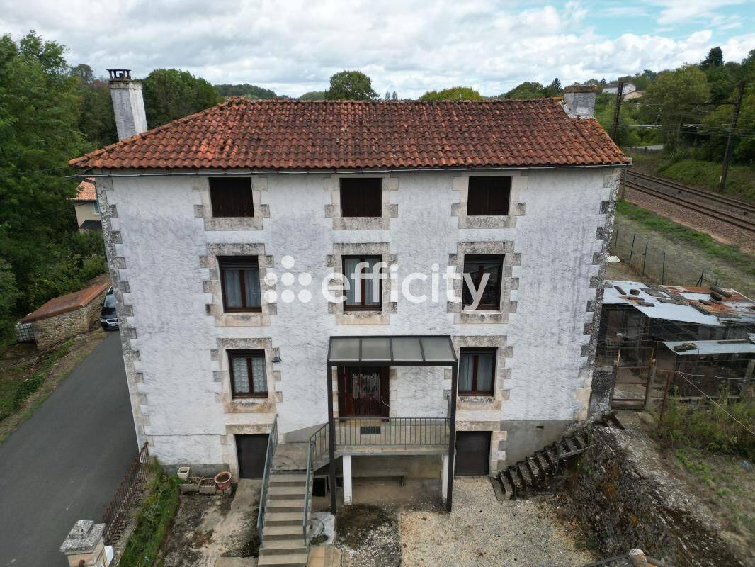 Maison 5 pièces 135 m² · à Vivonne · 135 m² · 134 500 €