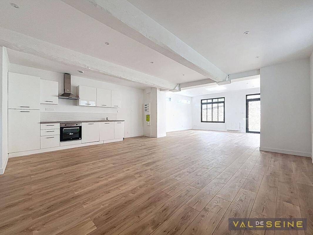 Maison 4 pièces 114 m² · à Rouen · 113,9 m² · 332 000 €