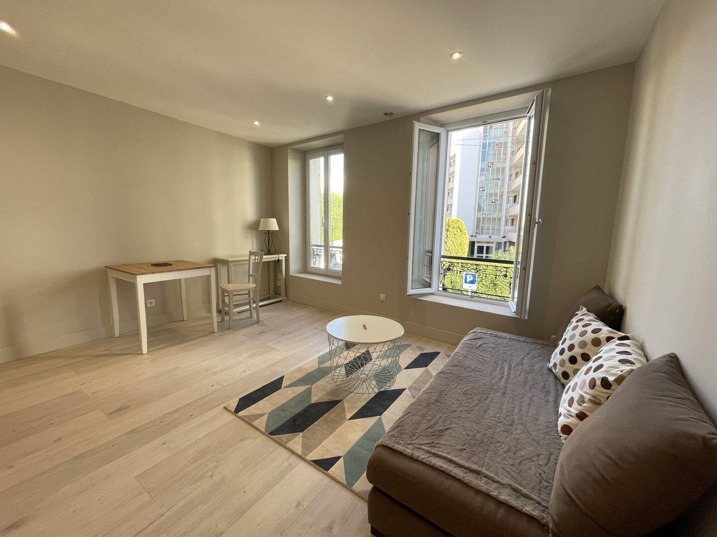 Appartement 2 pièces 32 m² · à Cannes · 32,4 m² · 797 €/mois