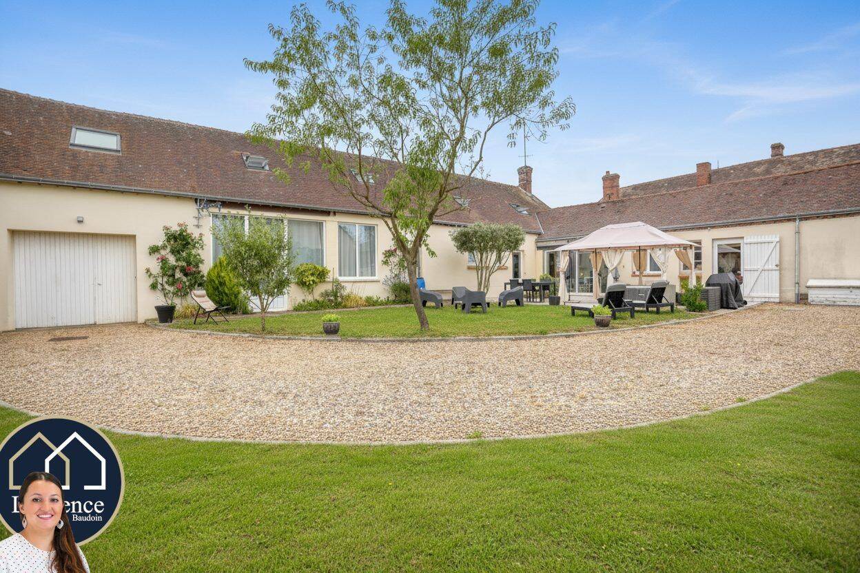 Maison 7 pièces 204 m² · à Tremblay-les-Villages · 204 m² · 296 000 €