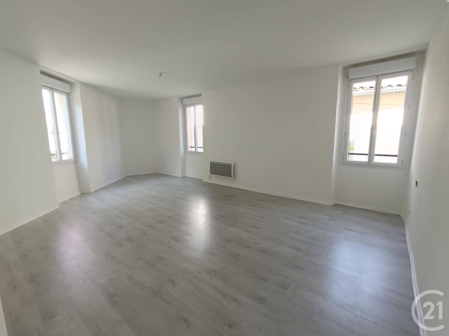 Appartement 2 pièces 52 m² · à Graulhet · 52 m² · 330 €/mois