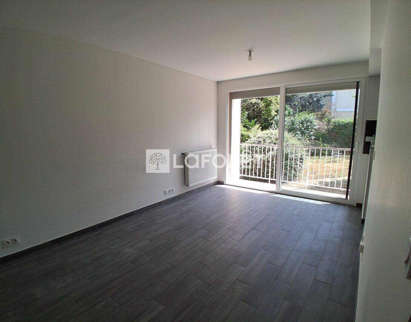 Appartement 1 pièce 30 m² · à Vitry-sur-Seine · 29,5 m² · 900 €